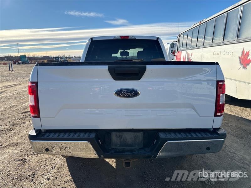 Ford F-150 XLT 4x4 Crew Cab Pickup 其他