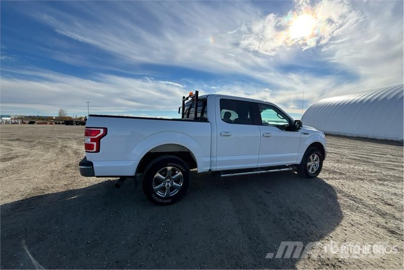 Ford F-150 XLT 4x4 Crew Cab Pickup Andere Transporter