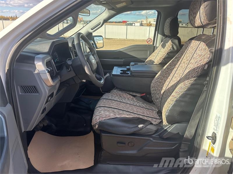 Ford F-150 XLT 4x4 Crew Cab Pickup Other