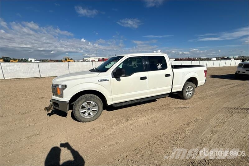 Ford F-150 XLT 4x4 Crew Cab Pickup Other