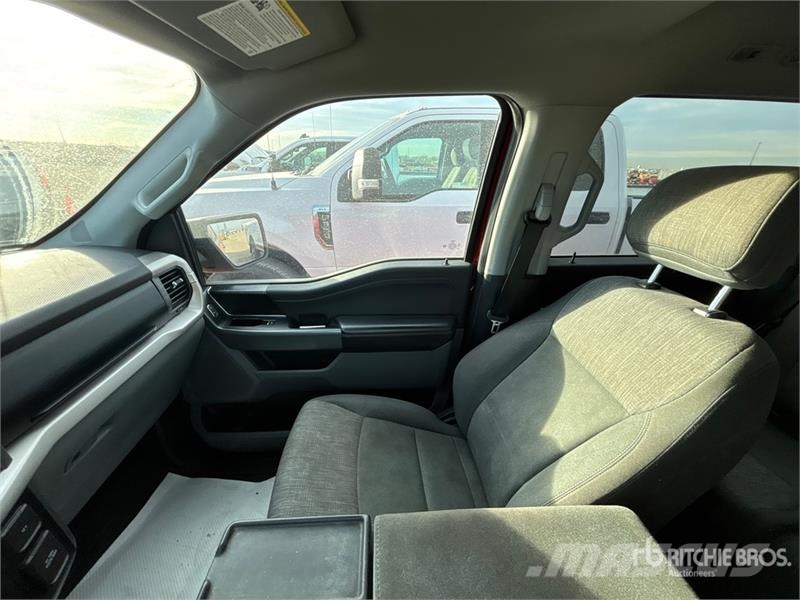 Ford F-150 XLT 4x4 Crew Cab Pickup Inne