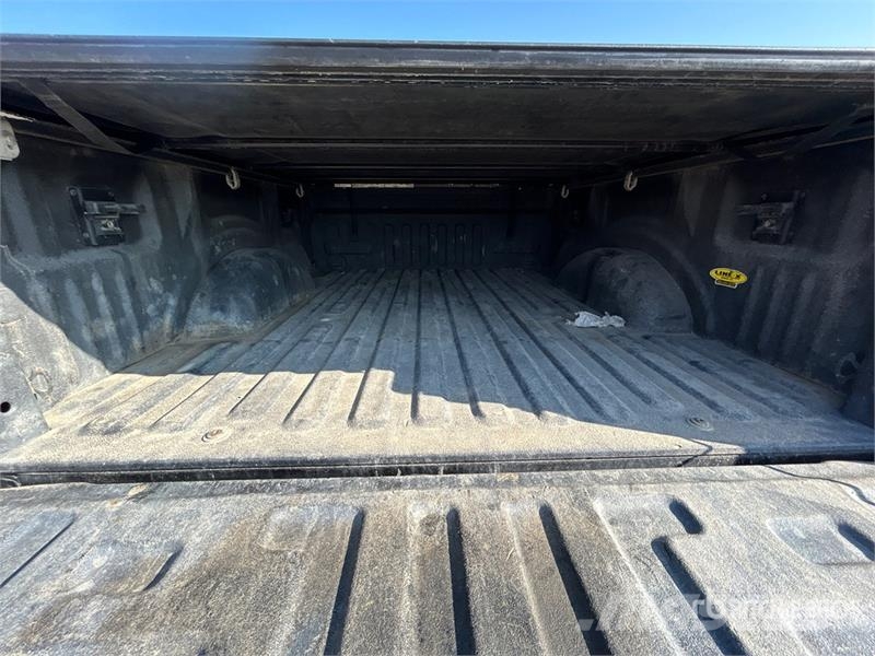 Ford F-150 XLT 4x4 Crew Cab Pickup Ostalo