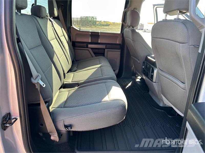 Ford F-150 XLT 4x4 Crew Cab Pickup Drugi
