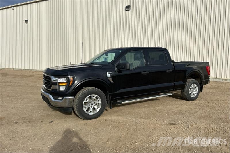 Ford F-150 XLT 4x4 Crew Cab Pickup Other