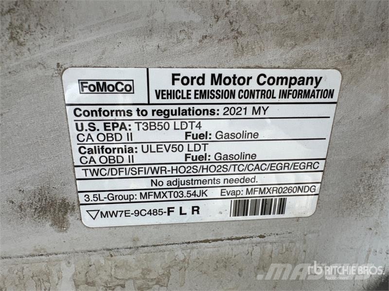 Ford F-150 XLT 4x4 Crew Cab Pickup Muu