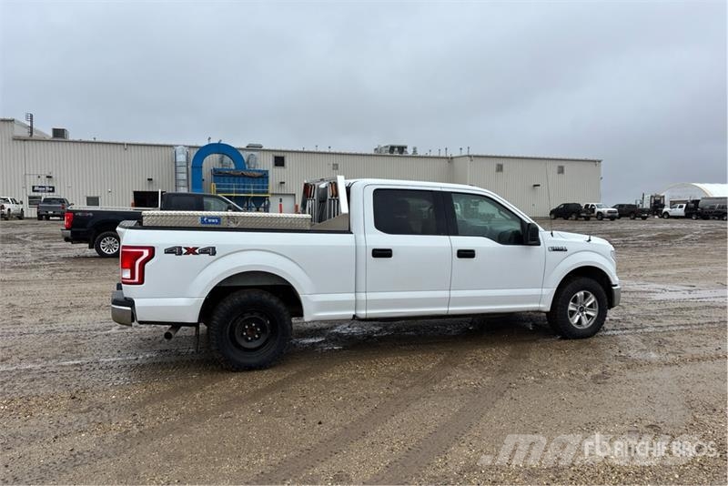Ford F-150 XLT 4x4 Crew Cab Pickup Ostalo