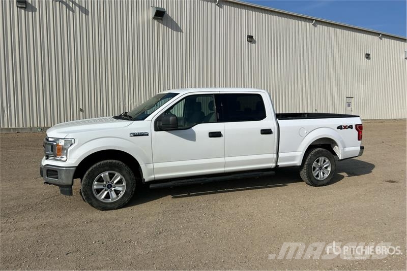 Ford F-150 XLT 4x4 Crew Cab Pickup Ostalo