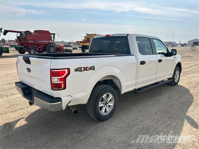 Ford F-150 XLT 4x4 Crew Cab Pickup Ostalo