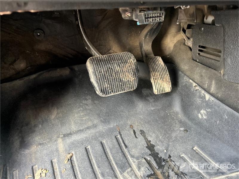 Ford F-150 XLT 4x4 Crew Cab Pickup Drugi