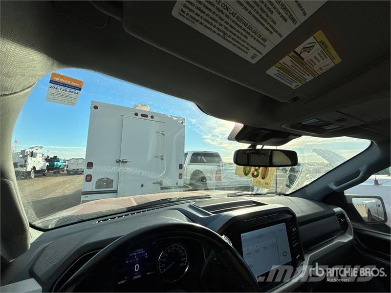 Ford F-150 XLT 4x4 Crew Cab Pickup Inne