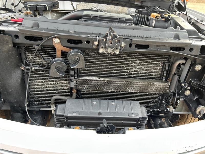 Ford F-150 XLT 4x4 Crew Cab Pickup Drugi