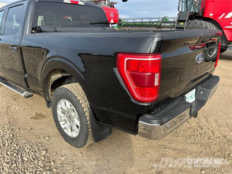 Ford F-150 XLT 4x4 Crew Cab Pickup Other