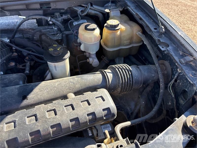 Ford F-150 XLT 4x4 Crew Cab Pickup أخرى