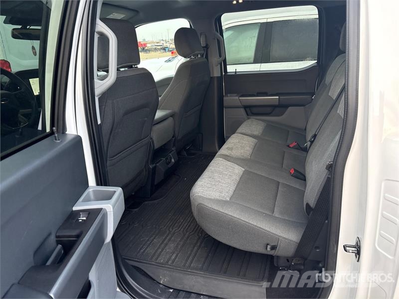Ford F-150 XLT 4x4 Crew Cab Pickup Other