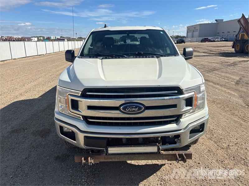 Ford F-150 XLT 4x4 Crew Cab Pickup Other