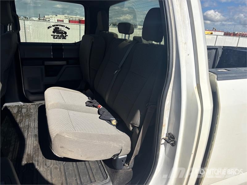 Ford F-150 XLT 4x4 Crew Cab Pickup Other
