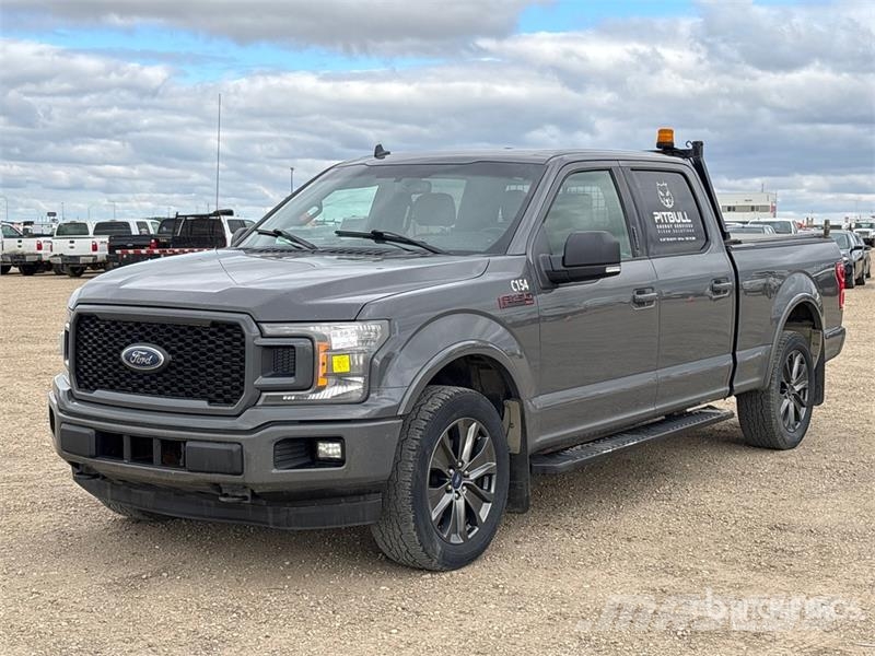 Ford F-150 XLT 4x4 Crew Cab Pickup Muu