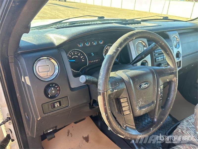Ford F-150 XLT 4x4 Crew Cab Pickup Diger