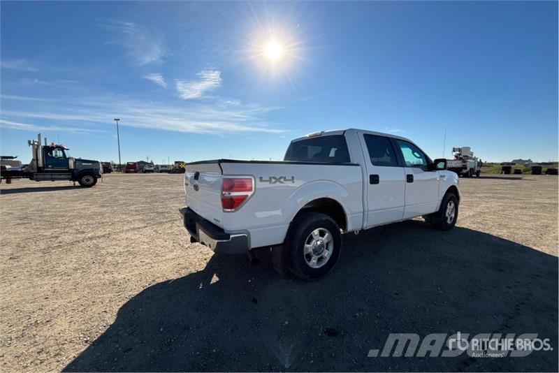 Ford F-150 XLT 4x4 Crew Cab Pickup Otras furgonetas