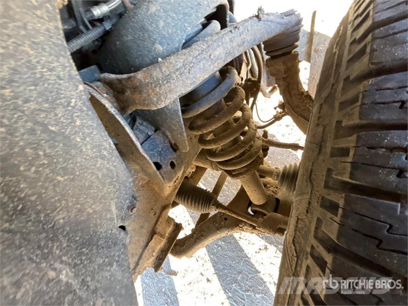 Ford F-150 XLT 4x4 Crew Cab Pickup أخرى