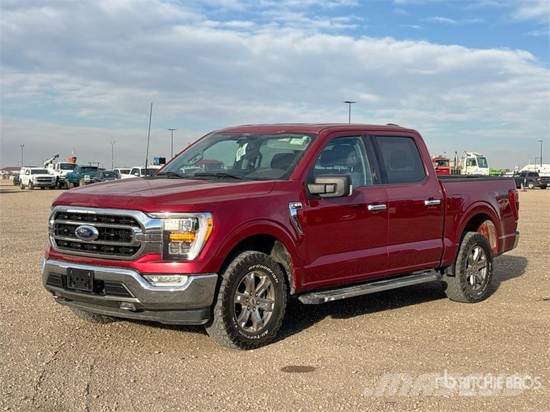 Ford F-150 XLT 4x4 Crew Cab Pickup Inne