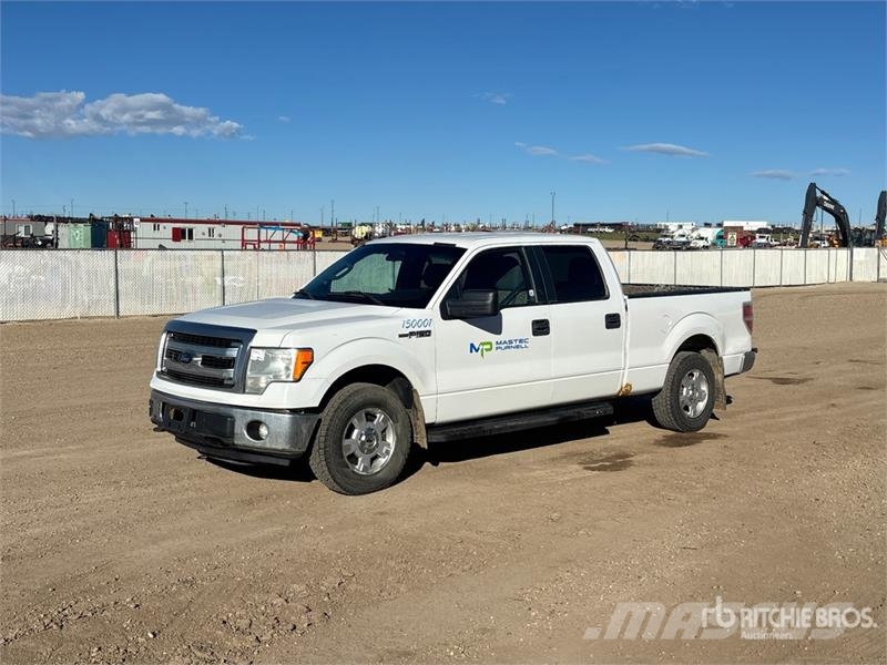 Ford F-150 XLT 4x4 Crew Cab Pickup Diger