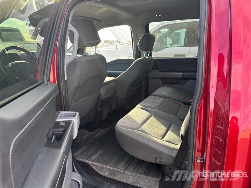 Ford F-150 XLT 4x4 Crew Cab Pickup Inne