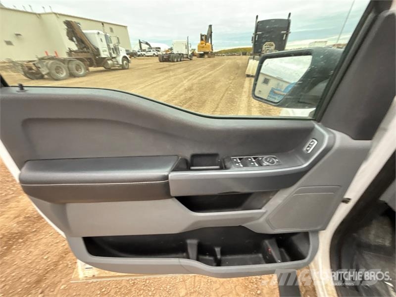Ford F-150 XLT 4x4 Crew Cab Pickup Прочие фургоны