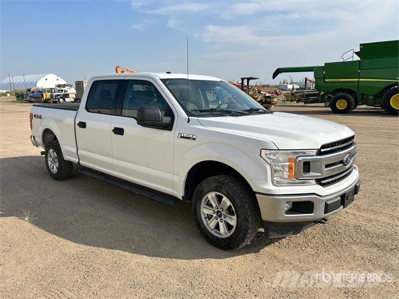Ford F-150 XLT 4x4 Crew Cab Pickup Ostalo