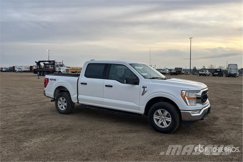 Ford F-150 XLT 4x4 Crew Cab Pickup Other