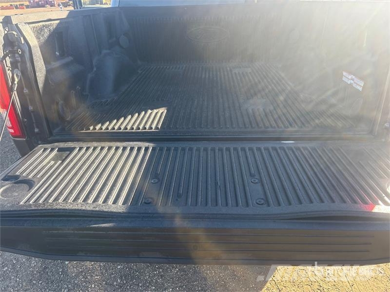 Ford F-150 XLT 4x4 Crew Cab Pickup Прочие фургоны