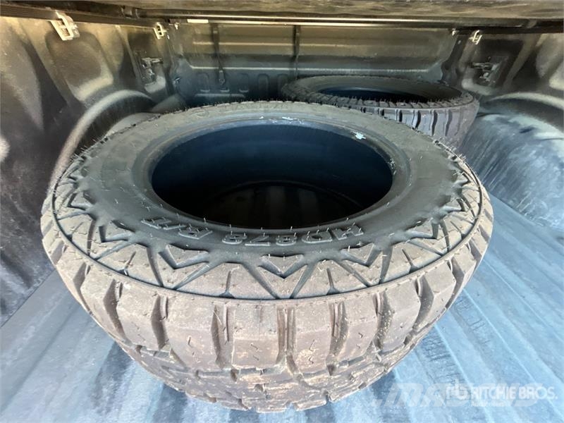 Ford F-150 XLT 4x4 Crew Cab Pickup Other