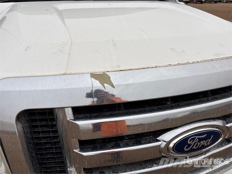 Ford F-150 XLT 4x4 Crew Cab Pickup Autre fourgon / utilitaire