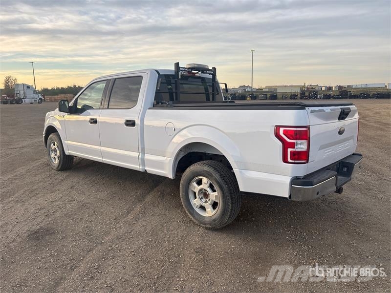 Ford F-150 XLT 4x4 Crew Cab Pickup 其他