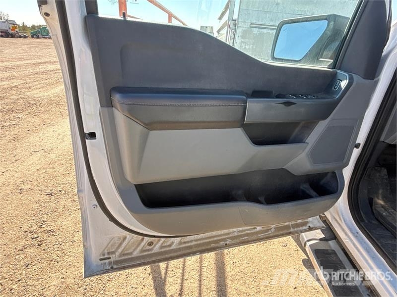 Ford F-150 XLT 4x4 Crew Cab Pickup Прочие фургоны