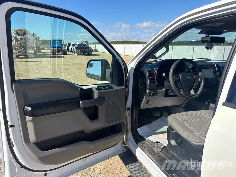 Ford F-150 XLT 4x4 Crew Cab Pickup Other