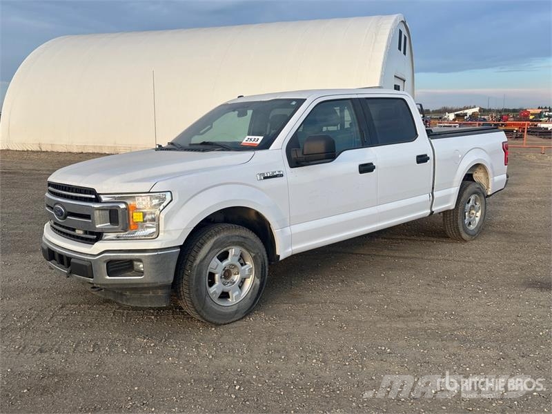 Ford F-150 XLT 4x4 Crew Cab Pickup 其他