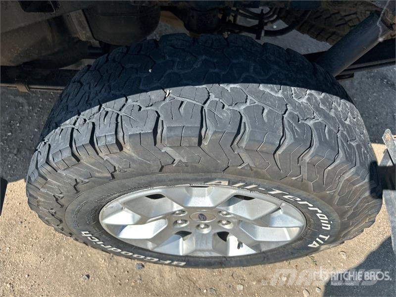 Ford F-150 XLT 4x4 Crew Cab Pickup Ostalo