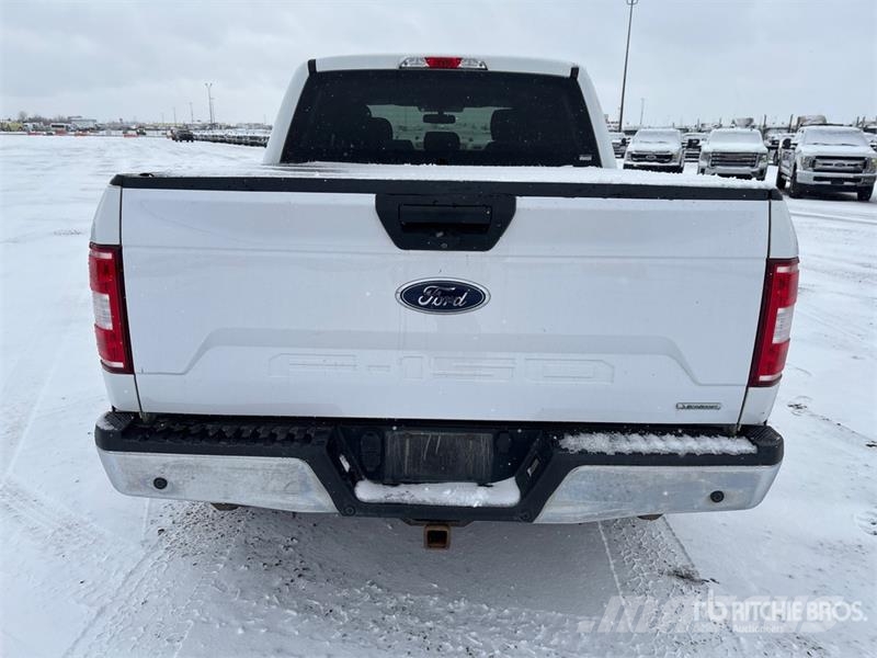 Ford F-150 XLT 4x4 Crew Cab Pickup أخرى