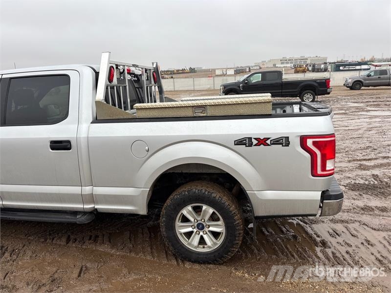 Ford F-150 XLT 4x4 Crew Cab Pickup Ostalo