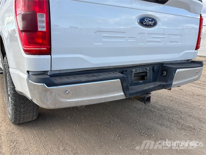 Ford F-150 XLT 4x4 Crew Cab Pickup Autre fourgon / utilitaire