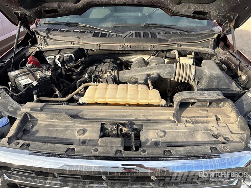 Ford F-150 XLT 4x4 Crew Cab Pickup Inne