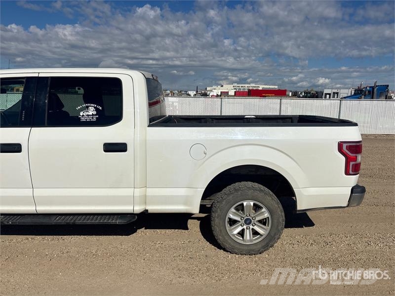 Ford F-150 XLT 4x4 Crew Cab Pickup Other