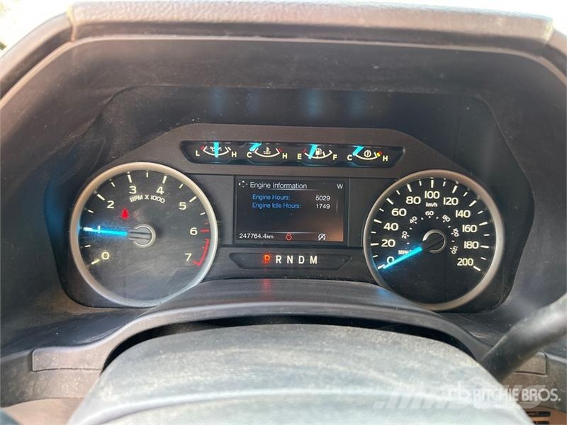 Ford F-150 XLT 4x4 Crew Cab Pickup Ostalo