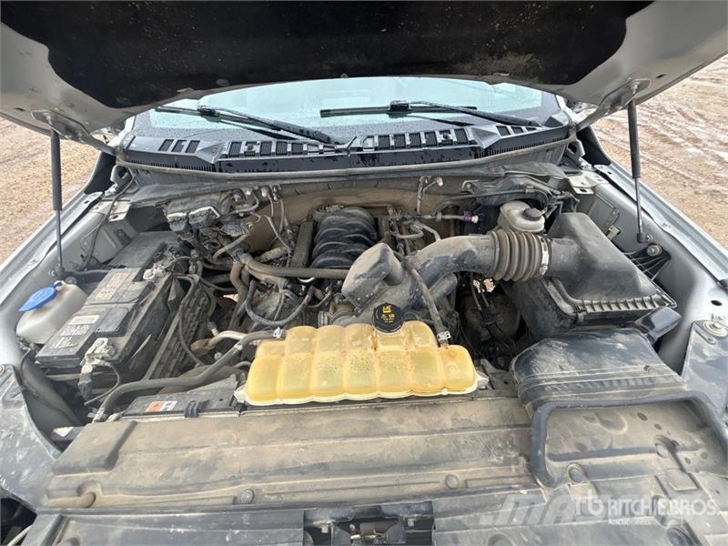 Ford F-150 XLT 4x4 Crew Cab Pickup Ostalo