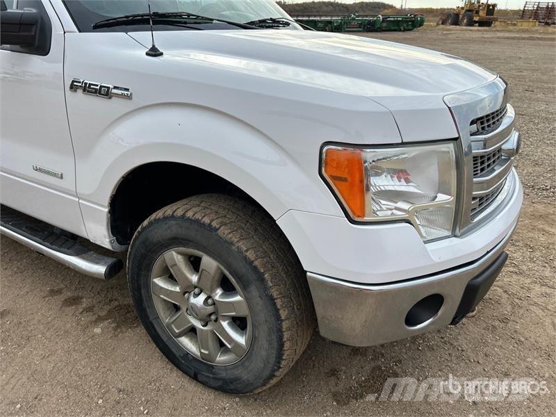 Ford F-150 XLT 4x4 Crew Cab Pickup Drugi
