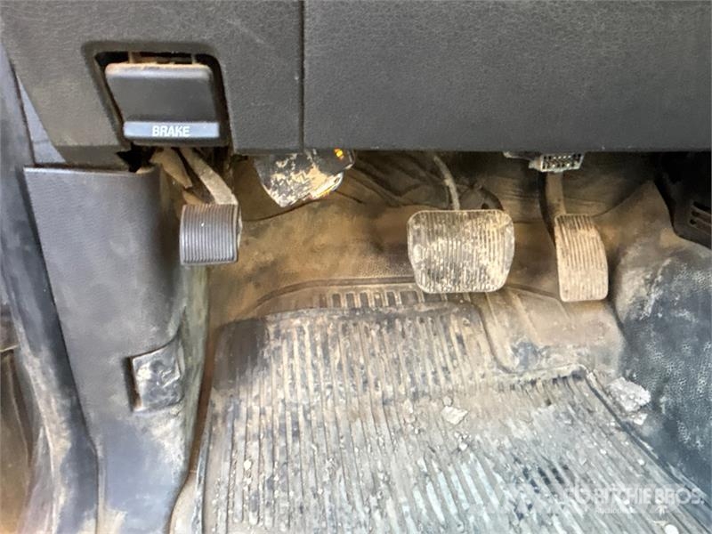 Ford F-150 XLT 4x4 Crew Cab Pickup Muu