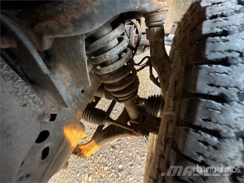 Ford F-150 XLT 4x4 Crew Cab Pickup Ostalo