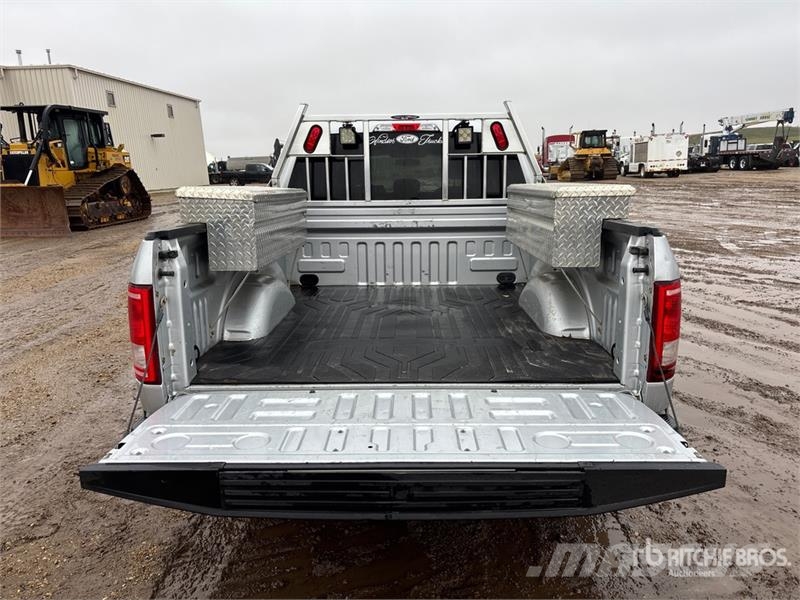 Ford F-150 XLT 4x4 Crew Cab Pickup Ostalo