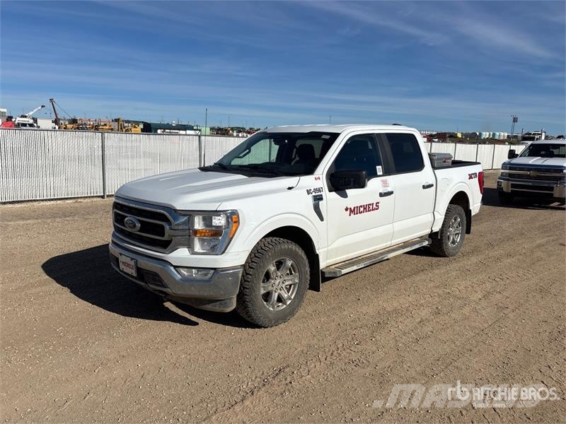 Ford F-150 XLT 4x4 Crew Cab Pickup Andre